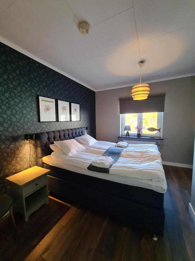 Dala-Jaerna Hotell Och Vandrarhem Zewnętrze zdjęcie